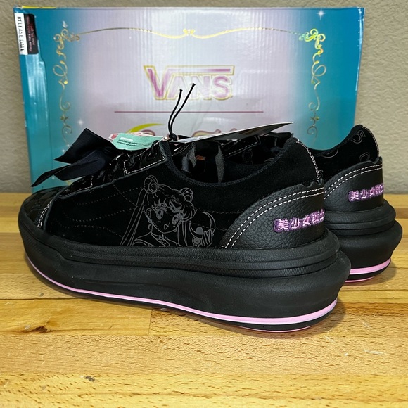 Size US 7.5 SailerMoon pretty guardians ‘old skool overt’ Vans - Picture 6 of 10